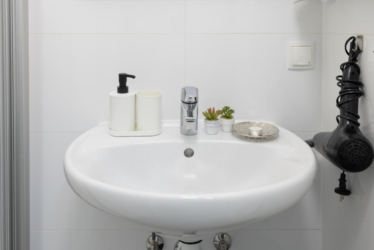 Yeshello Vienna Central Station Apartment Esterno foto